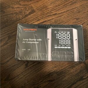 Wolfbox Jump Starter with Air Compressor